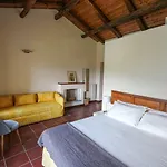 Cascina Del 팜스테이 토레 펠리체