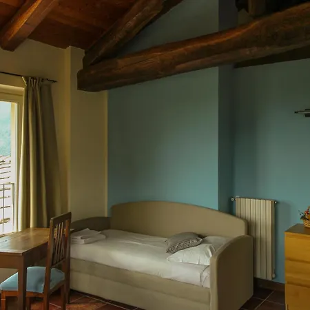Cascina Del Gospodarstwo agroturystyczne Torre Pellice