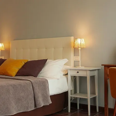 Farm stay Cascina Del Torre Pellice